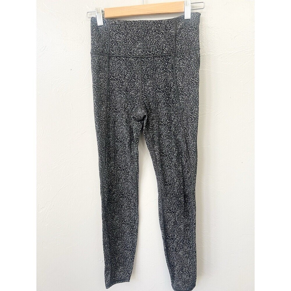Athleta Leggings Size Small 7/8 Tight Black Lightning Static Workout Running